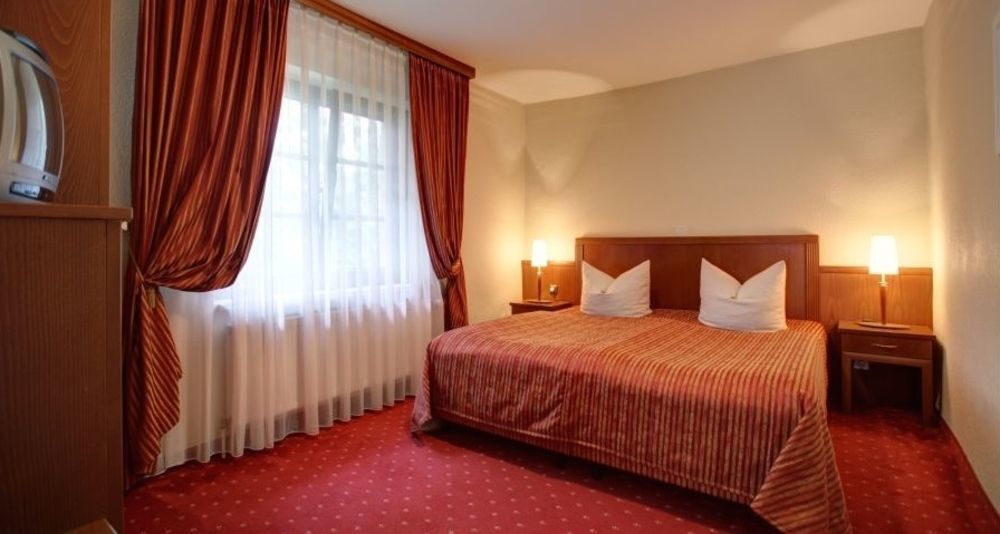 Garni-Hotel Kranich Potsdam Exteriör bild