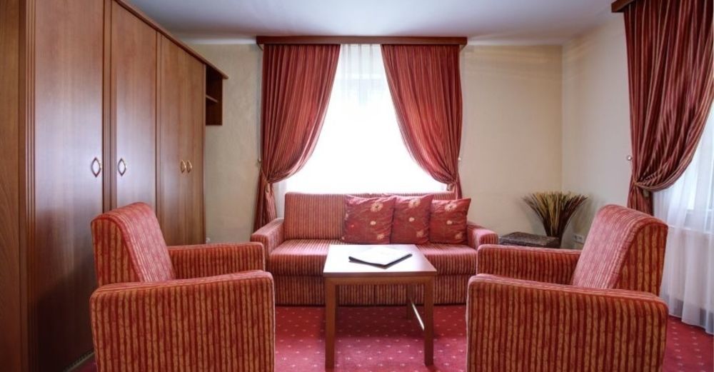 Garni-Hotel Kranich Potsdam Exteriör bild
